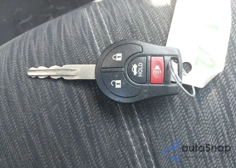 2014 Nissan Sentra из США, поврежденный, VIN 3N1AB7AP1EY333214